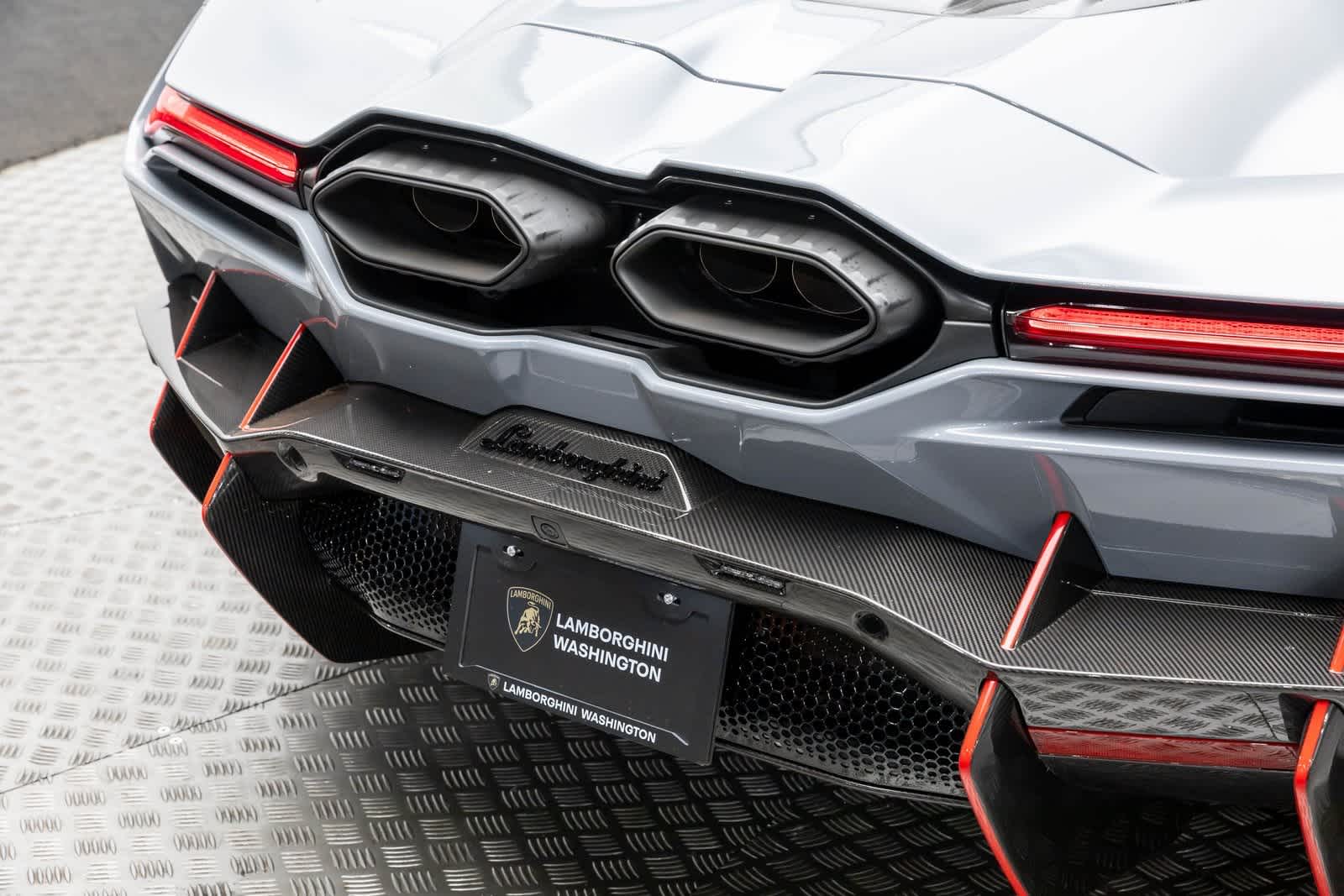 2024 Lamborghini Revuelto Coupé