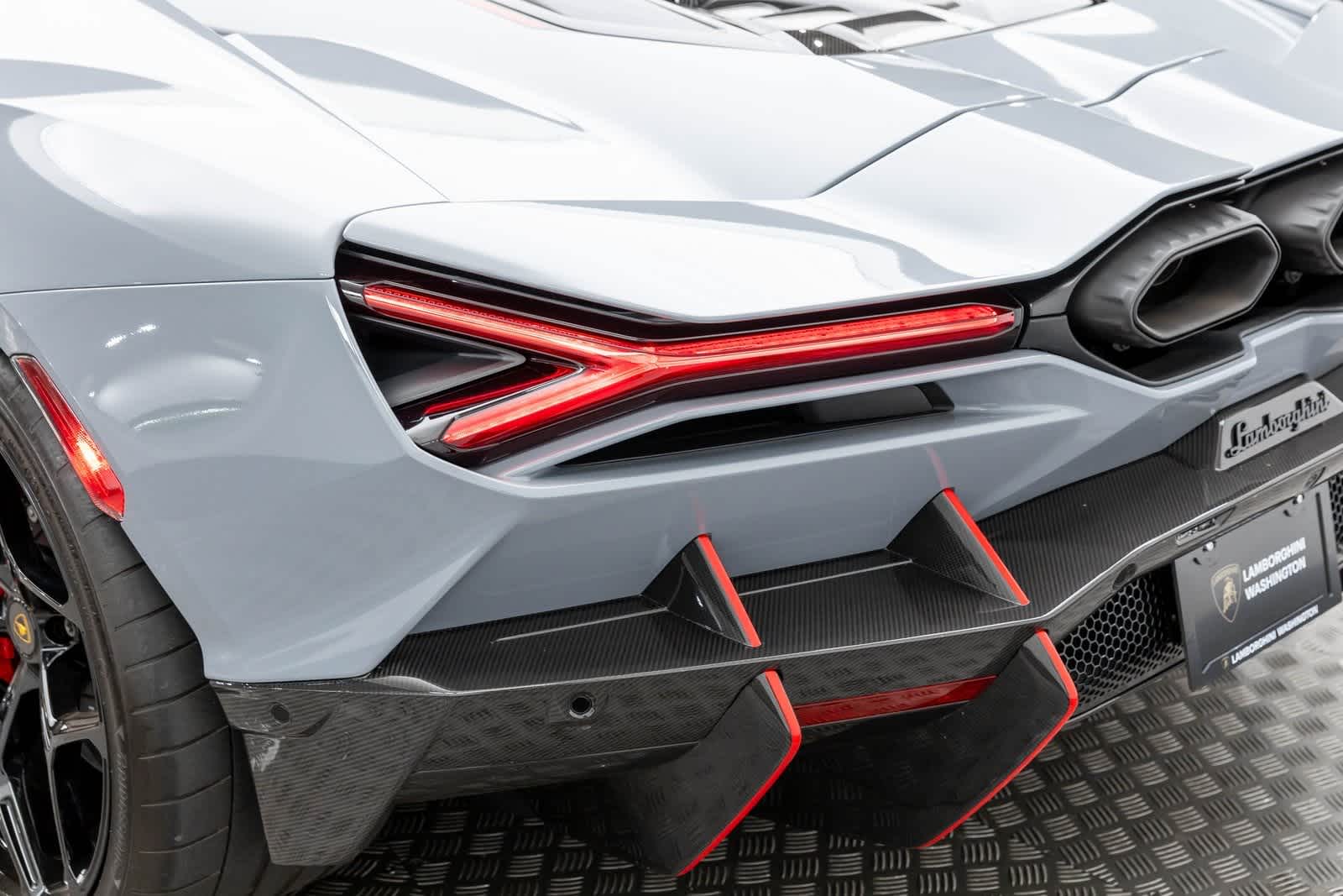 2024 Lamborghini Revuelto Coupé