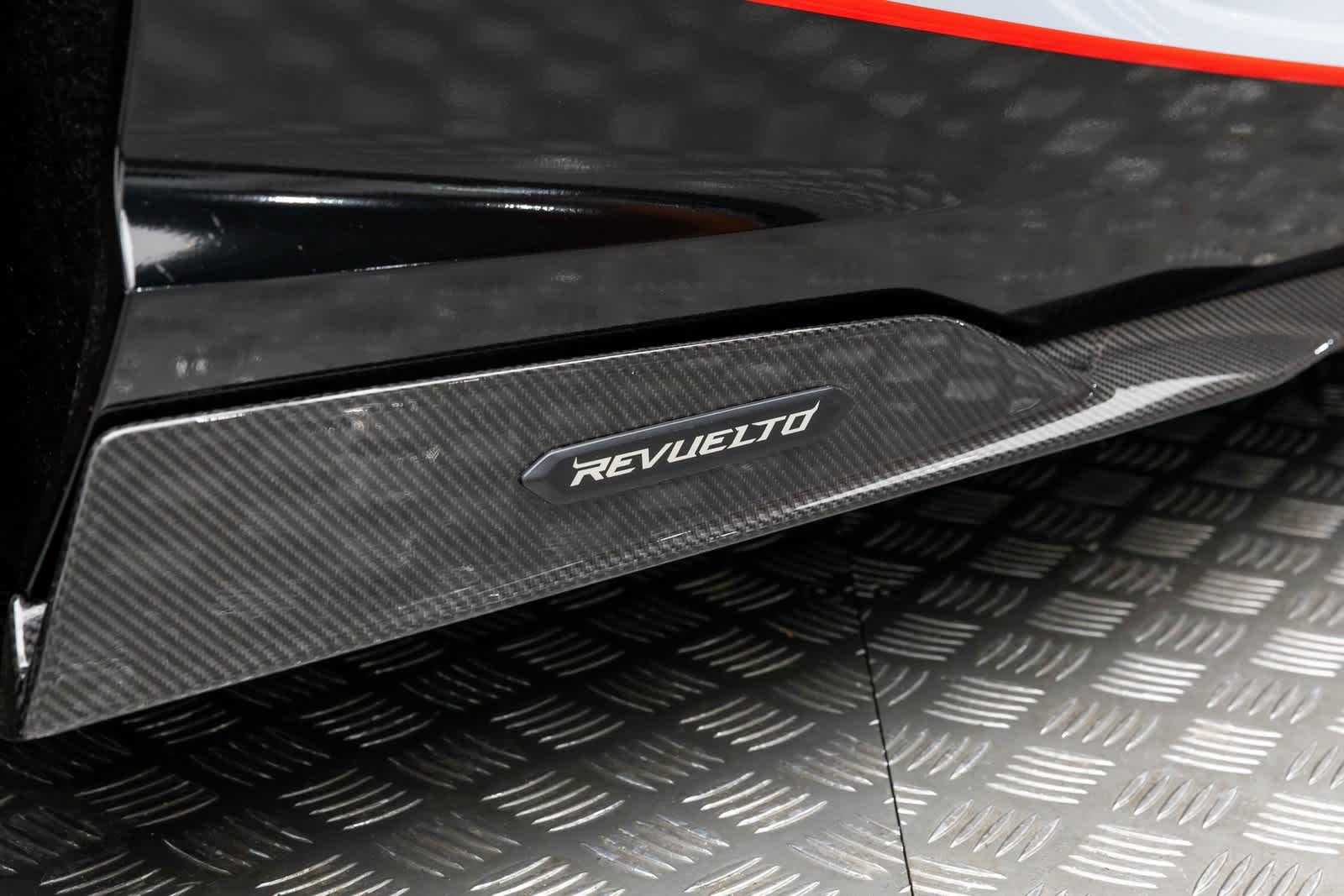 2024 Lamborghini Revuelto Coupé