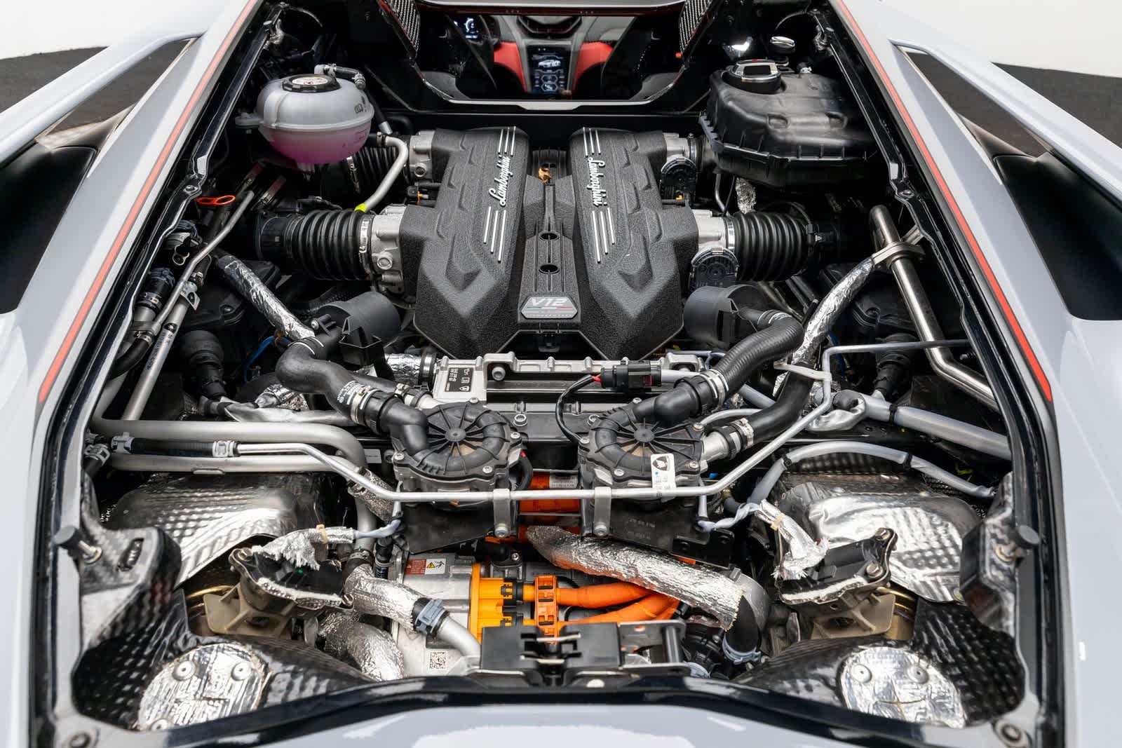 2024 Lamborghini Revuelto Coupé