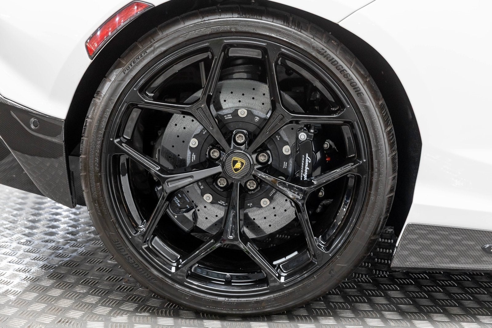 2024 Lamborghini Revuelto Coupé