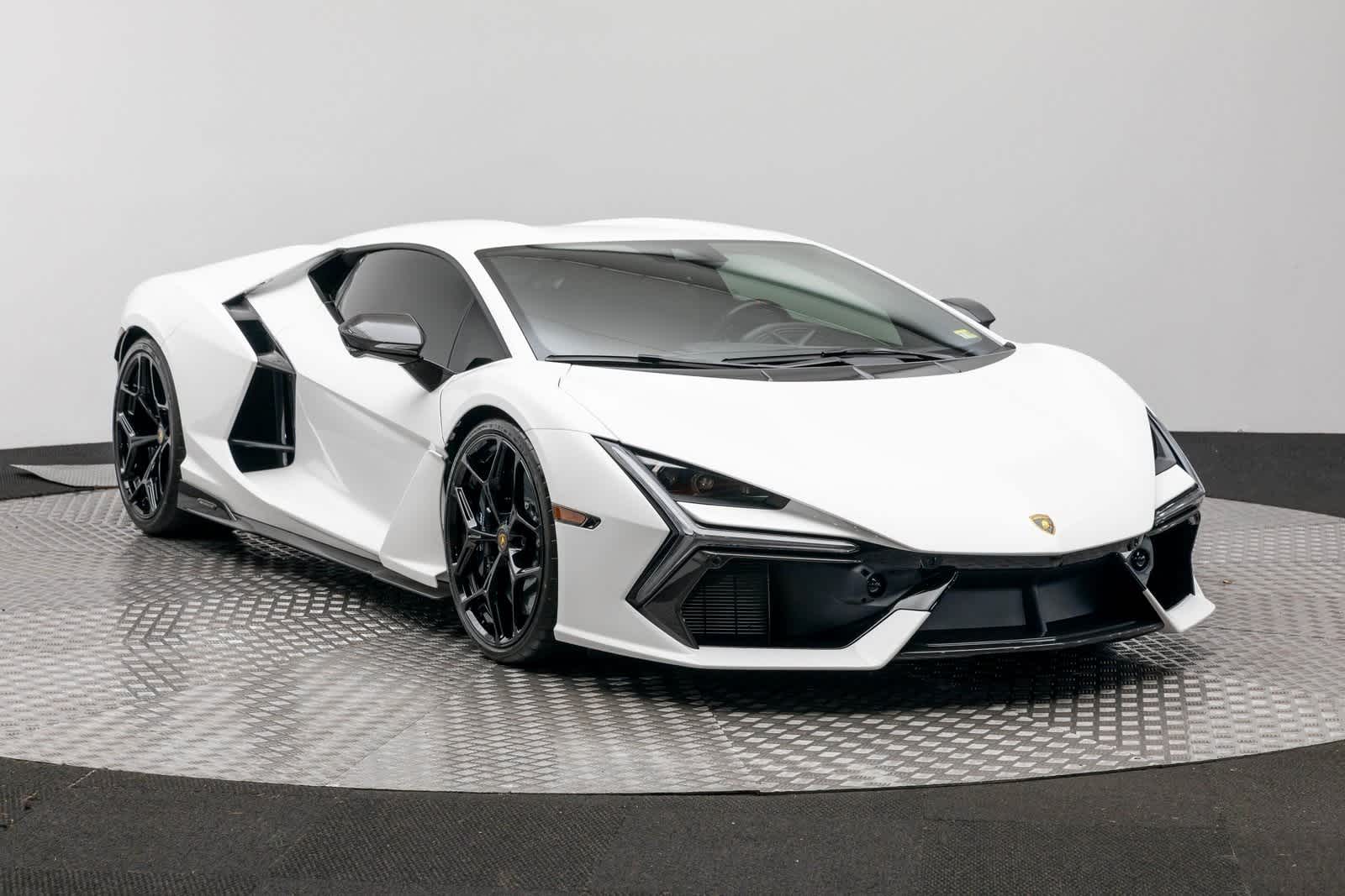 2024 Lamborghini Revuelto Coupé