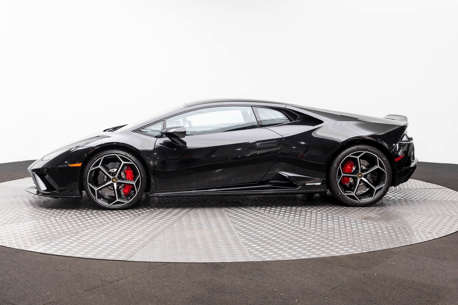 2022 Lamborghini Huracan EVO Coupe RWD