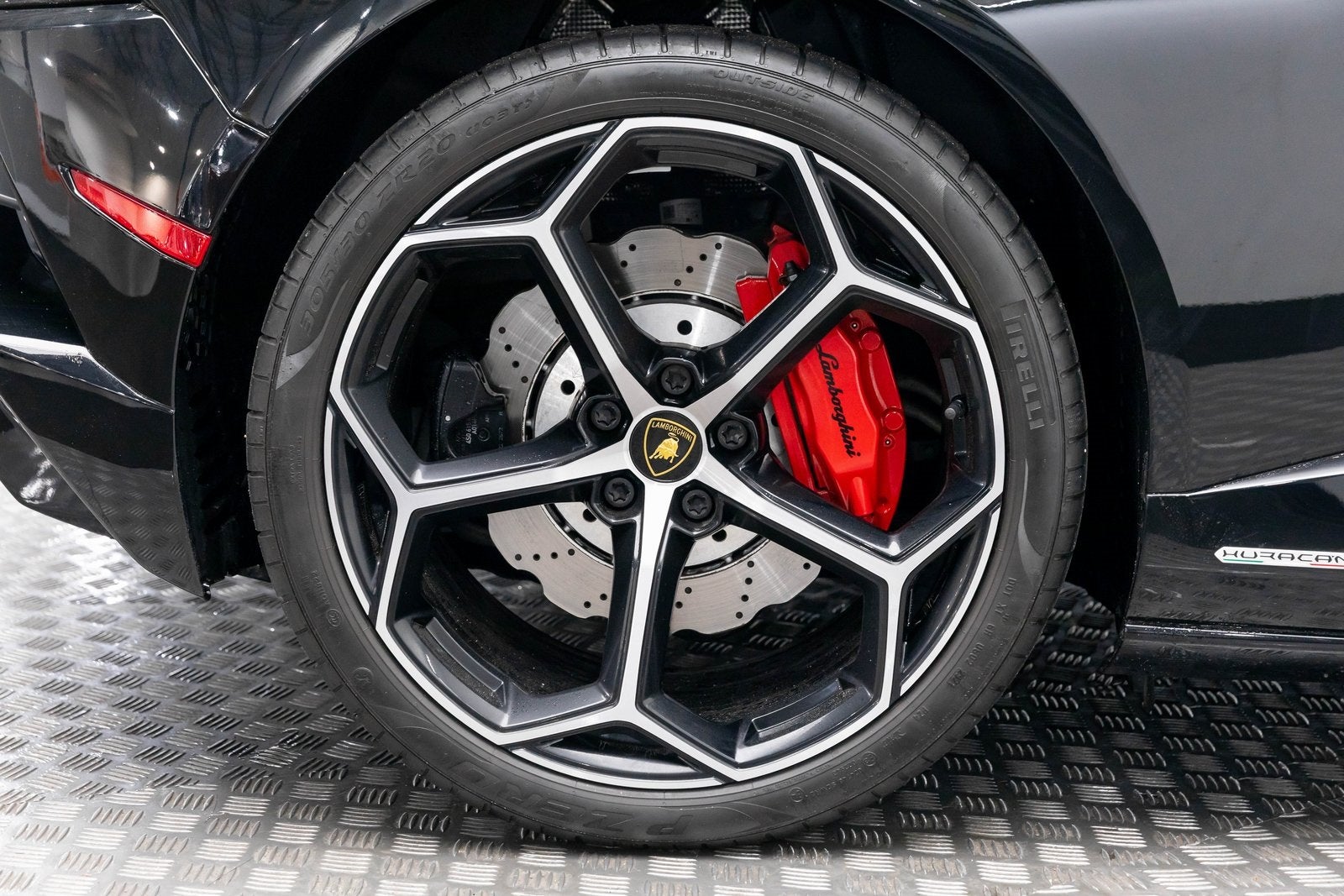 2022 Lamborghini Huracan EVO Coupe RWD