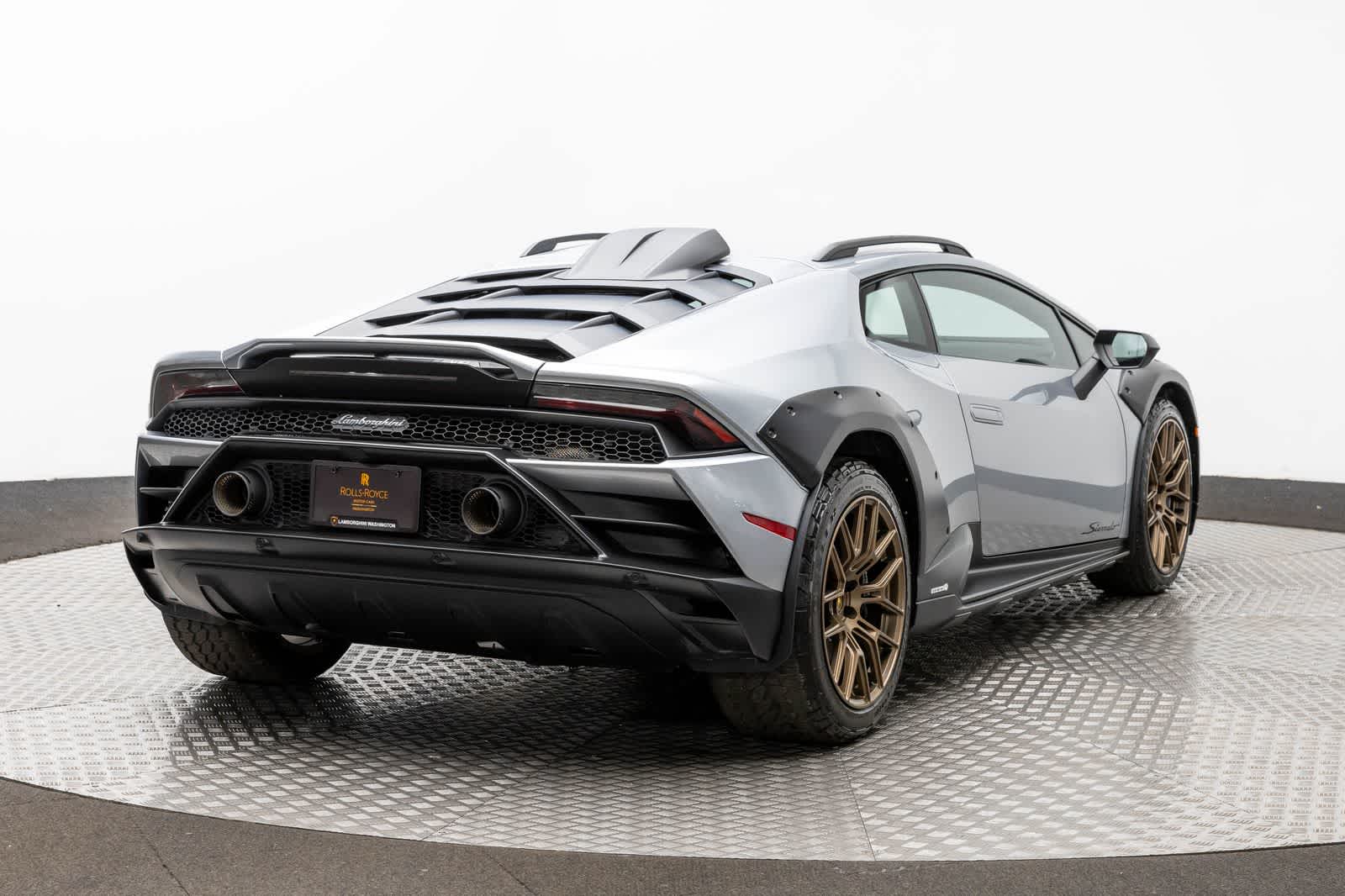 Lamborghini Huracán Sterrato Coupé 2024