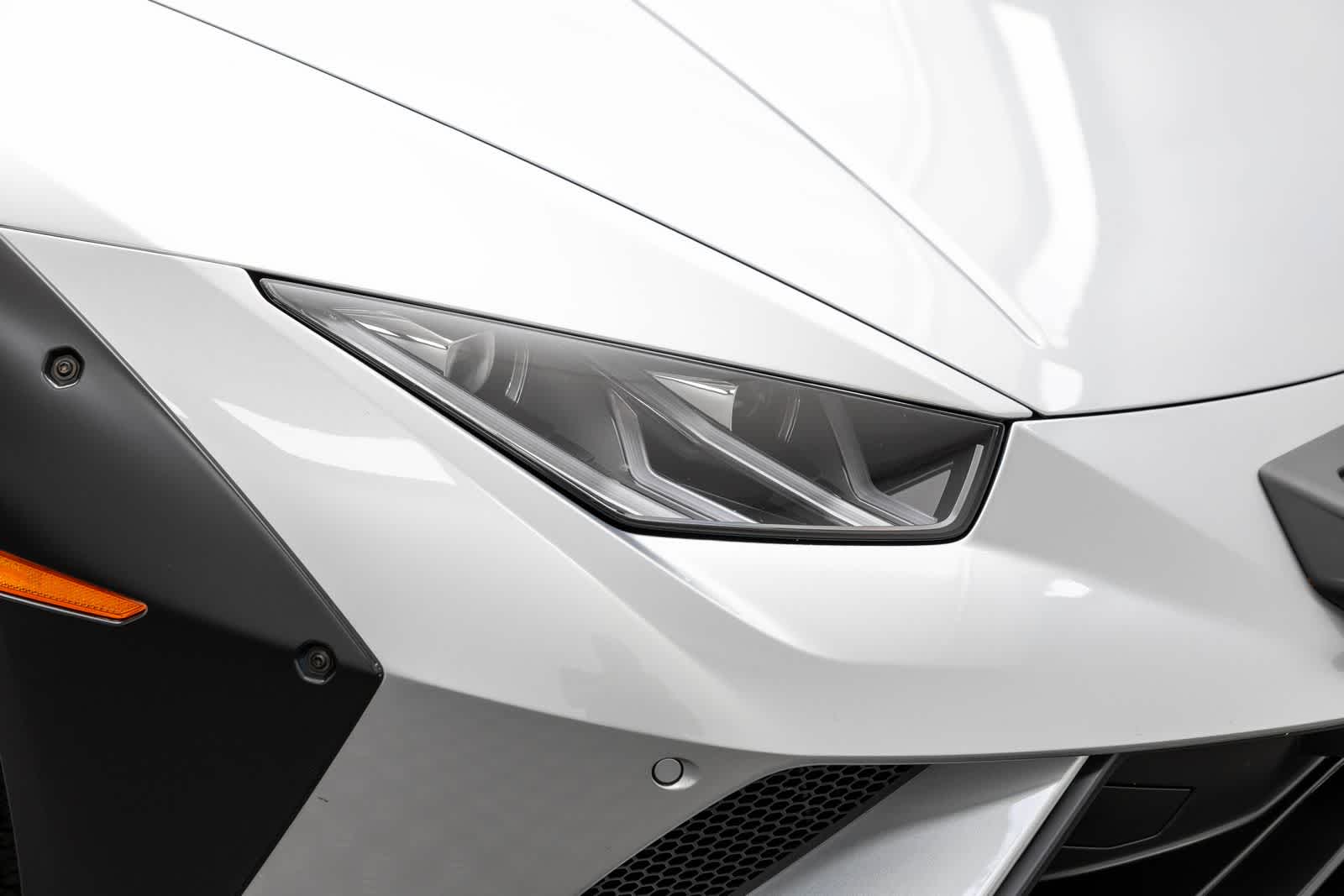 Lamborghini Huracán Sterrato Coupé 2024