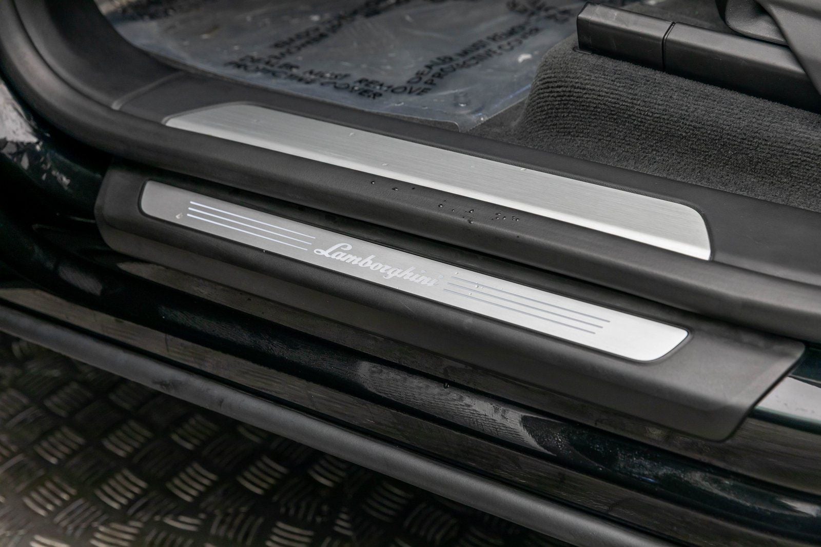 2022 Lamborghini Urus AWD