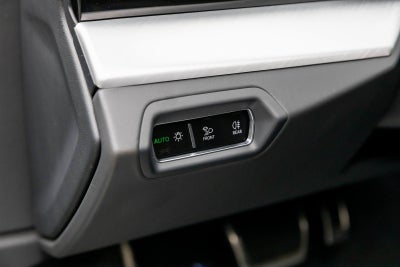 2022 Lamborghini Urus AWD