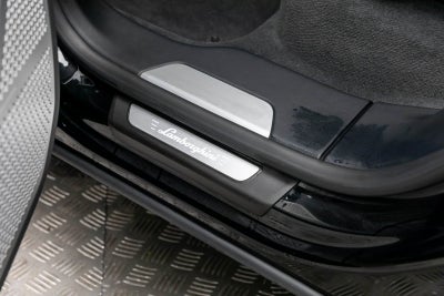 2022 Lamborghini Urus AWD