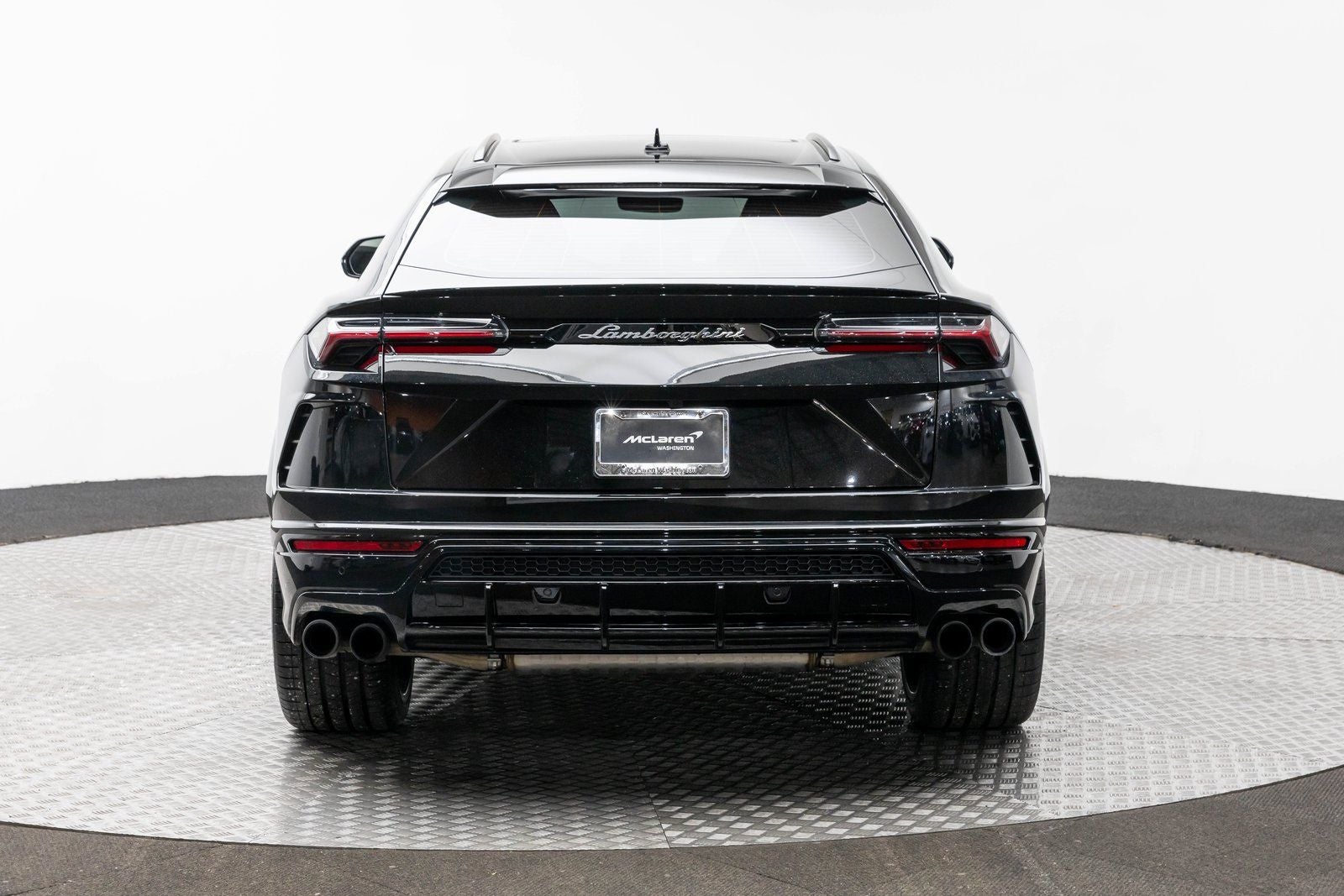 2022 Lamborghini Urus AWD