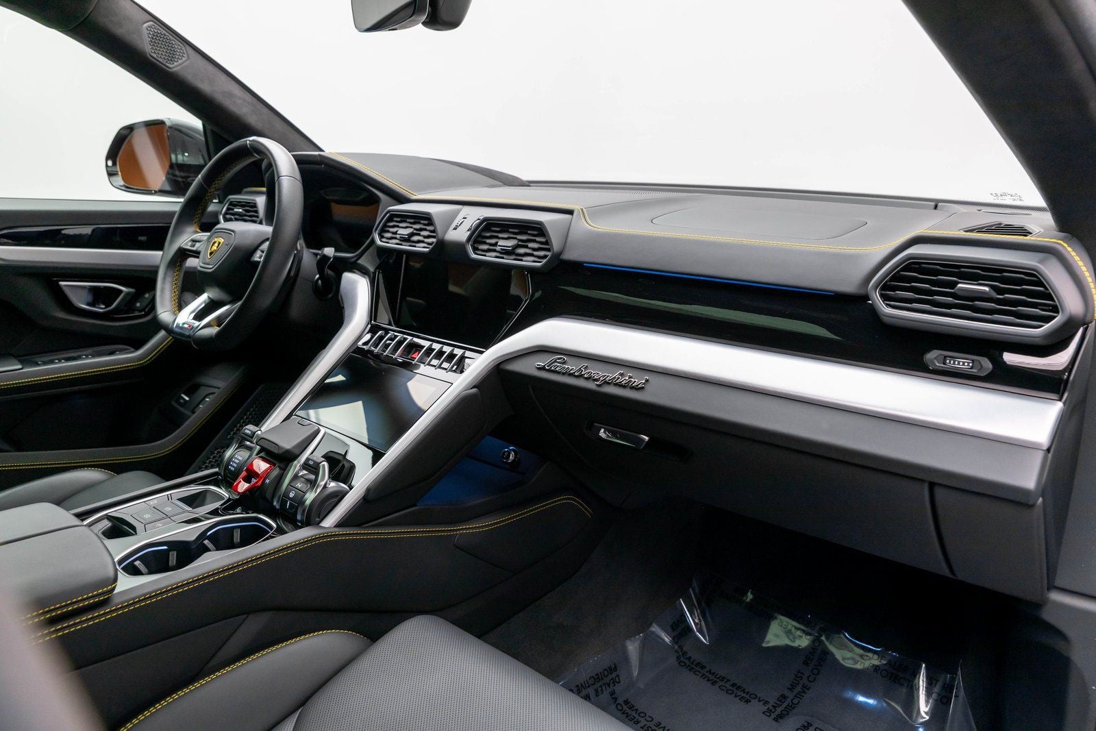 2022 Lamborghini Urus AWD