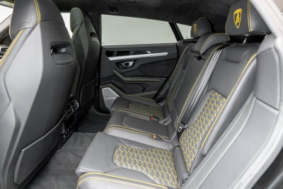 2022 Lamborghini Urus AWD