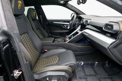 2022 Lamborghini Urus AWD