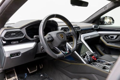 2022 Lamborghini Urus AWD