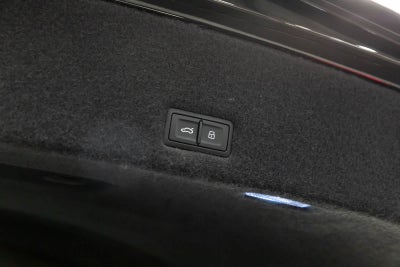 2022 Lamborghini Urus AWD