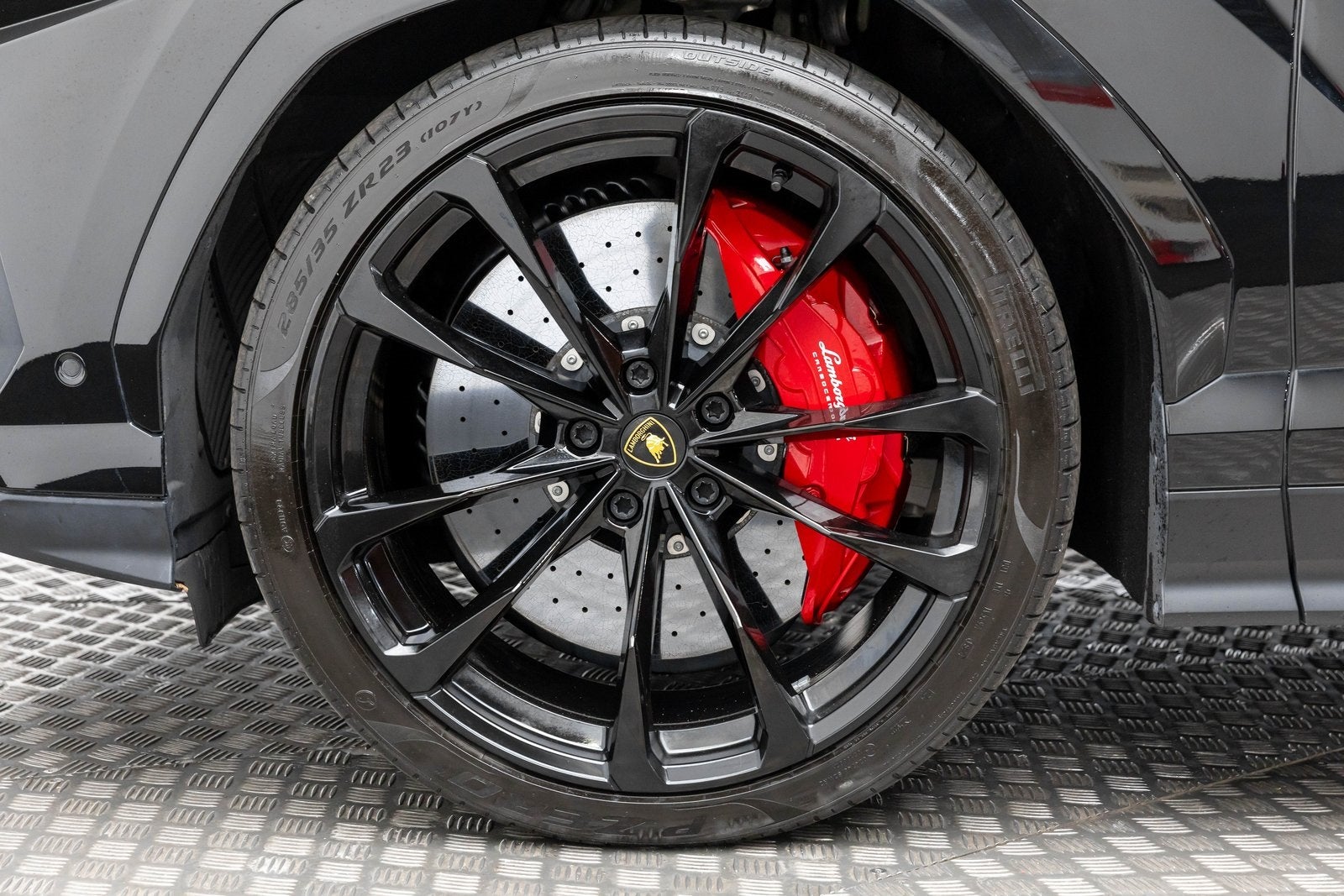 2022 Lamborghini Urus AWD