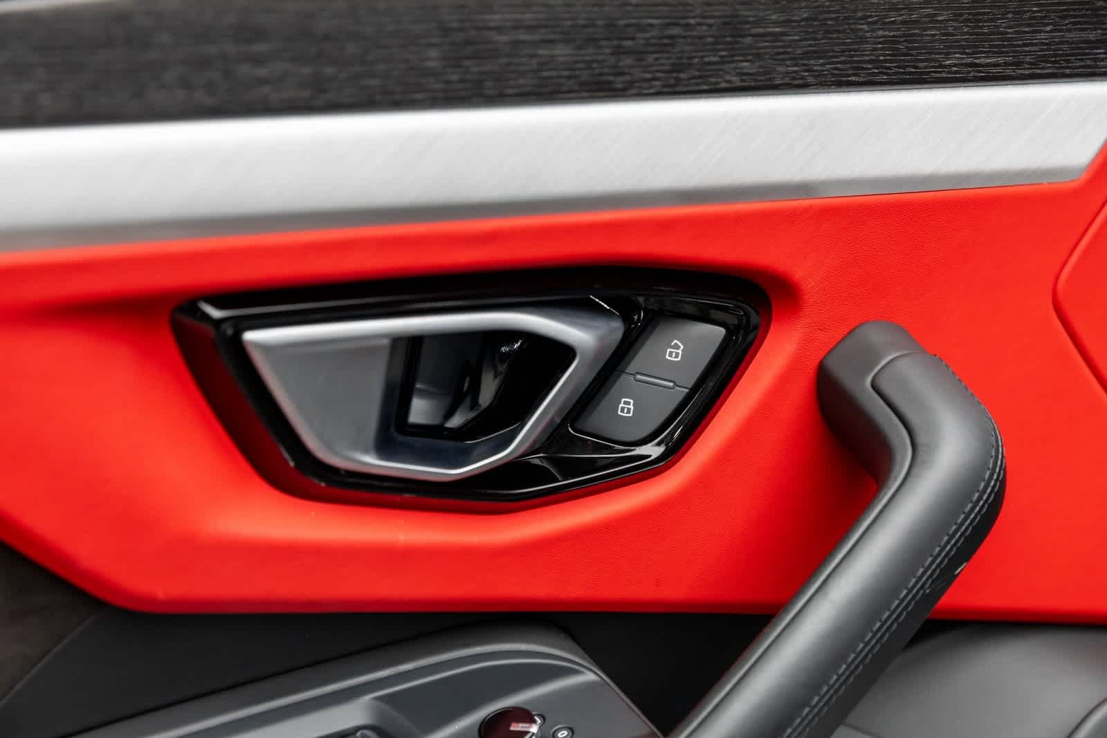 2022 Lamborghini Urus AWD