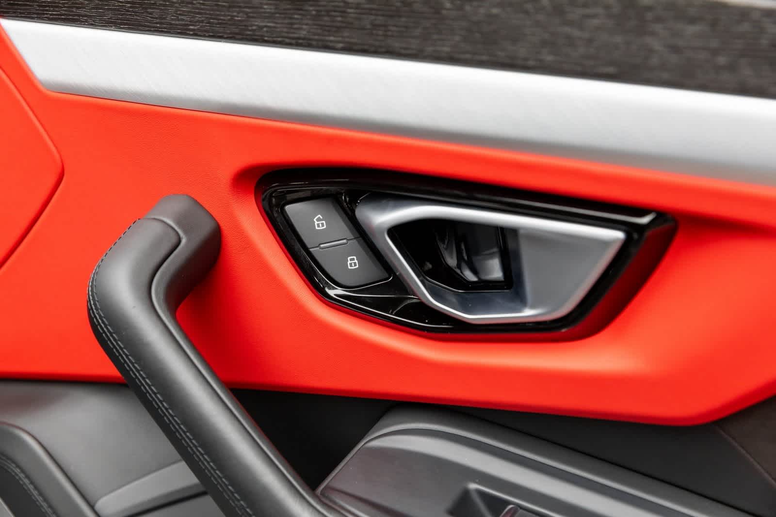 2022 Lamborghini Urus AWD