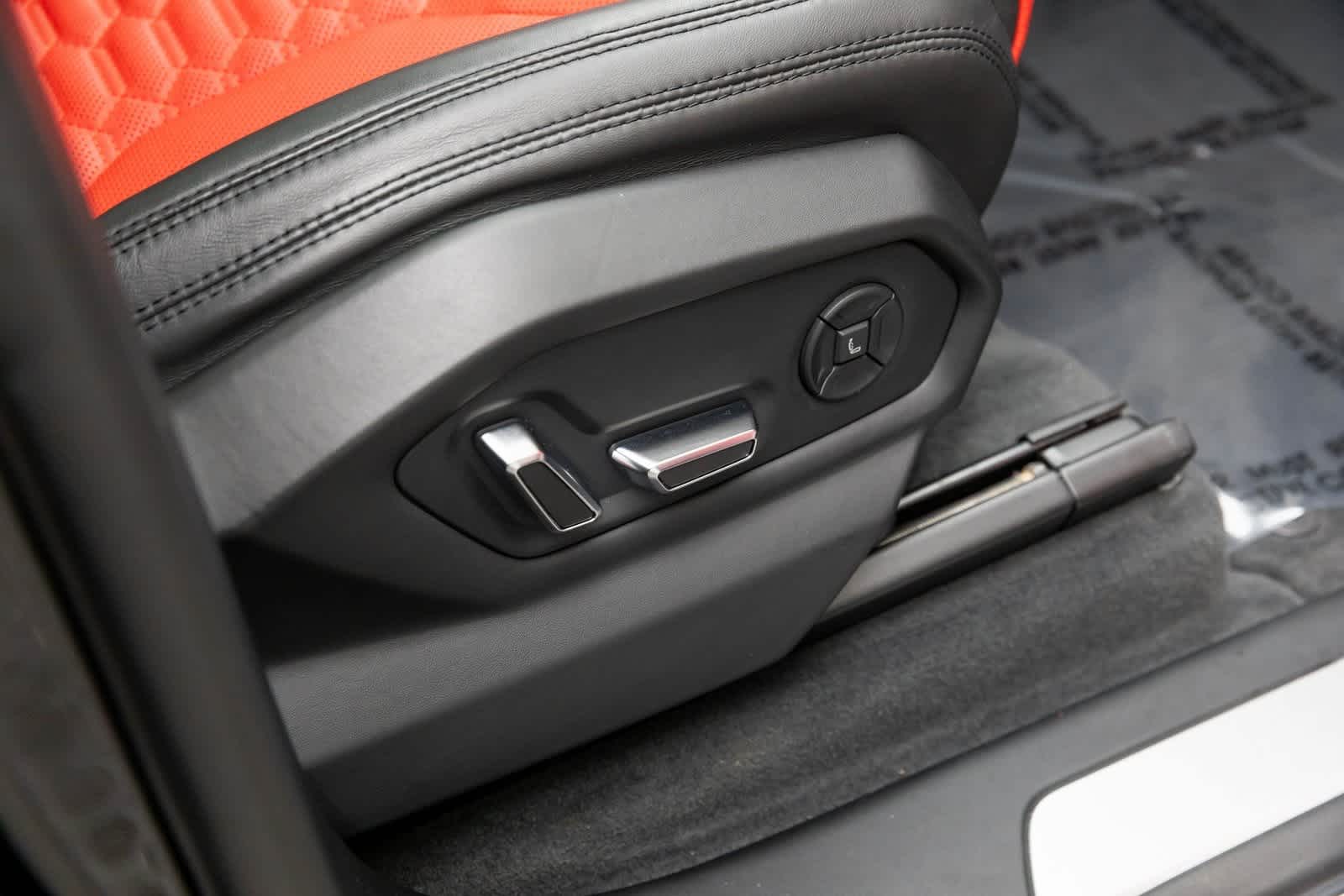 2022 Lamborghini Urus AWD