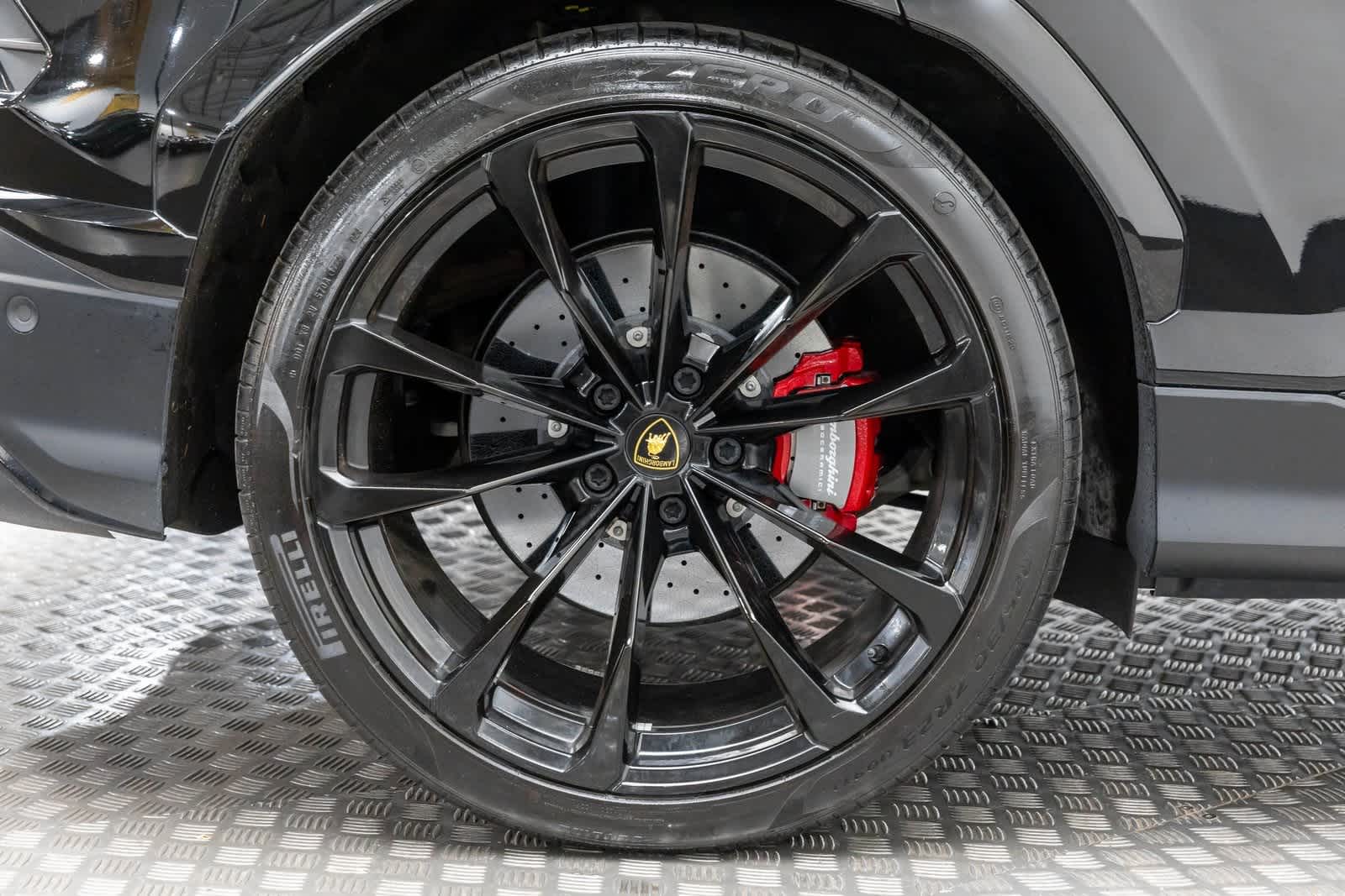 2022 Lamborghini Urus AWD