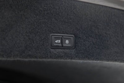 2022 Lamborghini Urus AWD