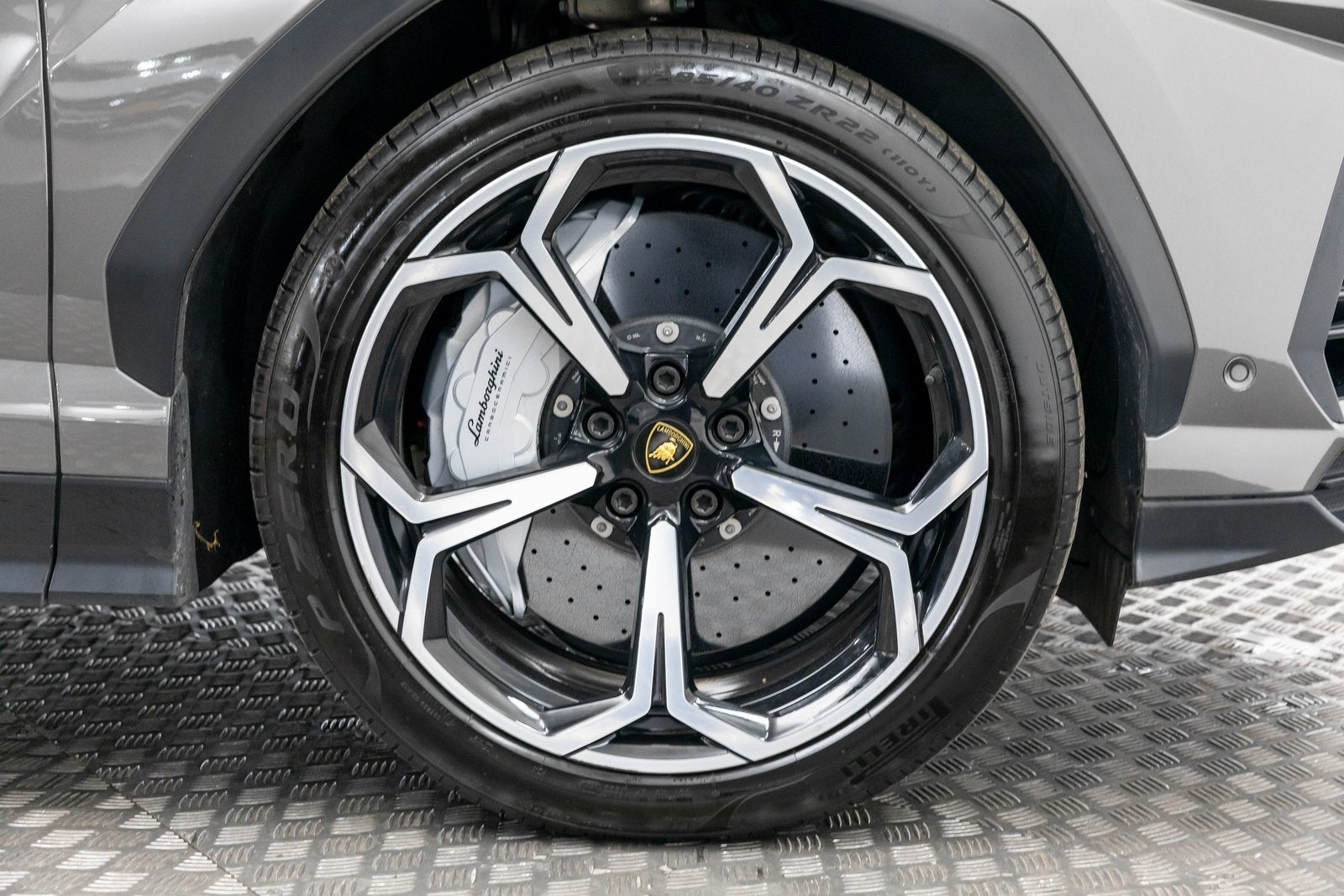 2022 Lamborghini Urus AWD