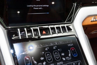 2022 Lamborghini Urus AWD