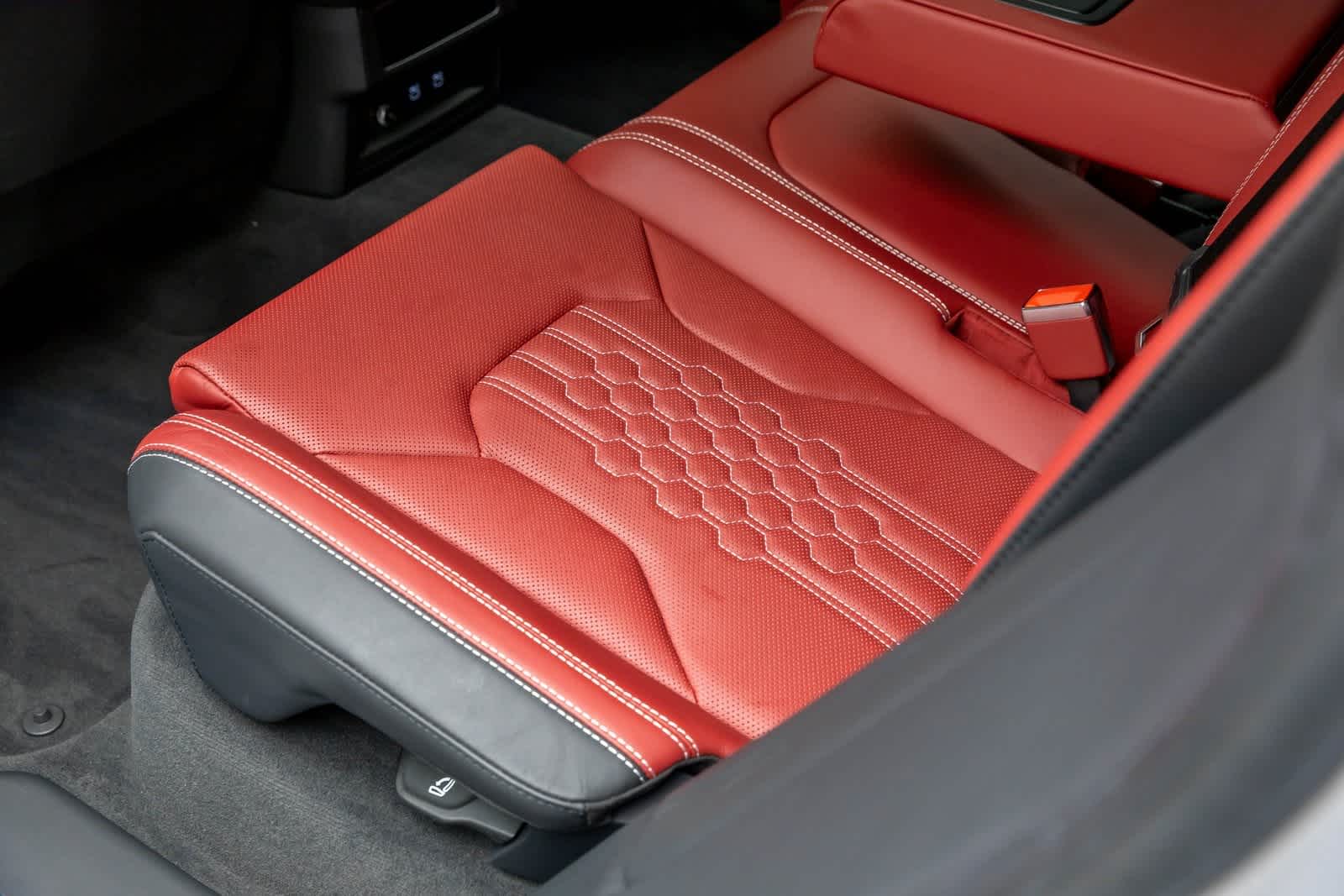 2023 Lamborghini Urus S