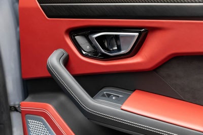 2023 Lamborghini Urus S