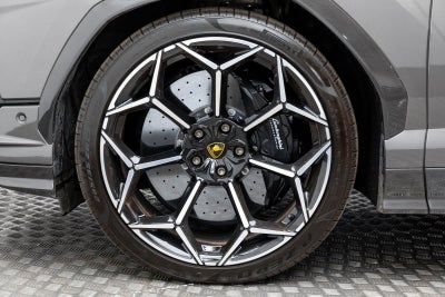 Lamborghini Urus Performante 2023