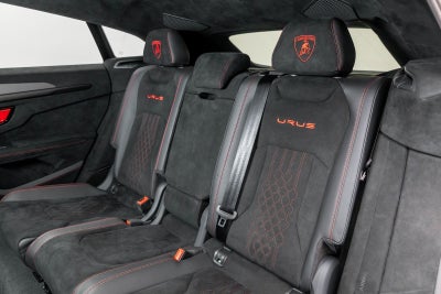 2024 Lamborghini Urus Performante