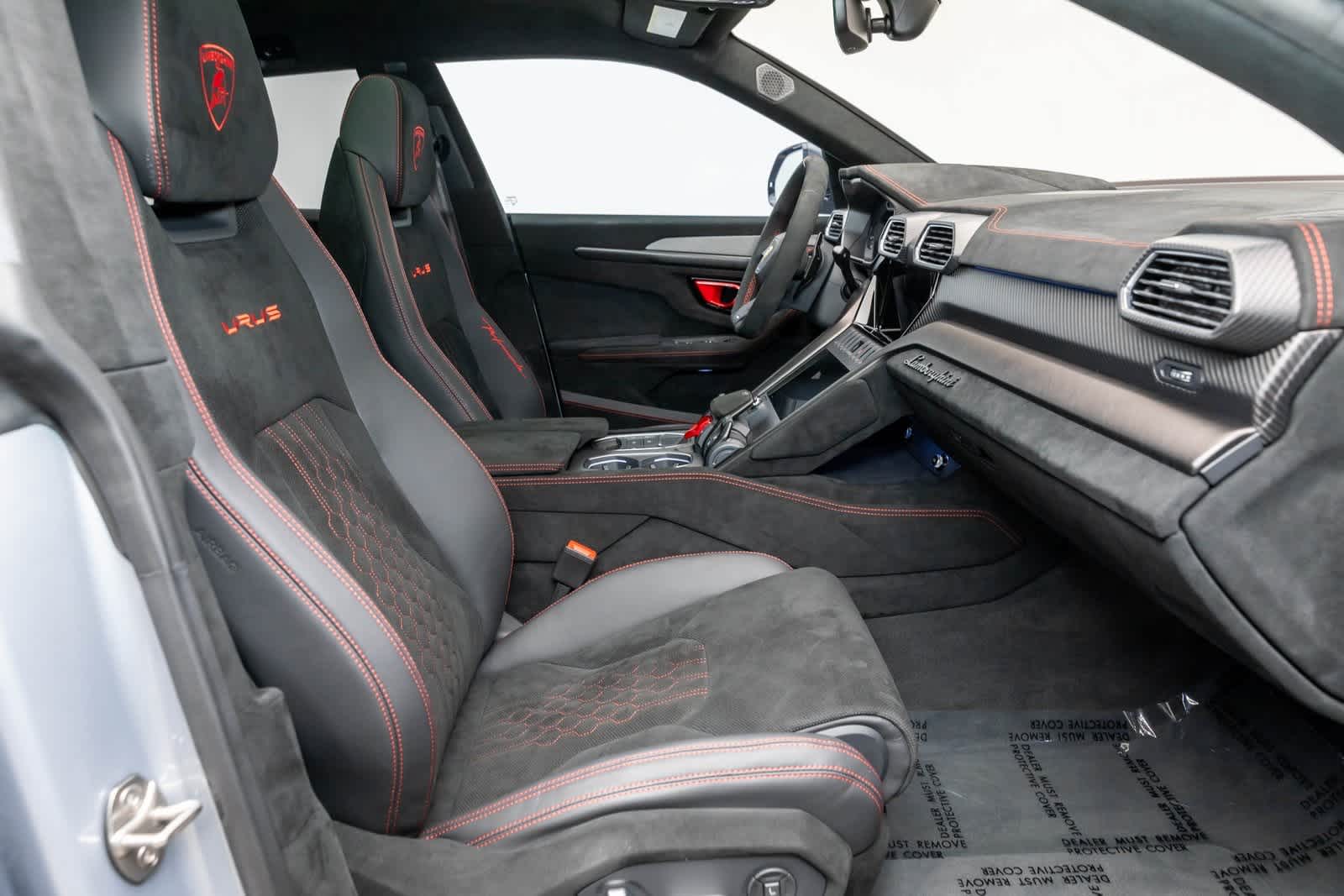 2024 Lamborghini Urus Performante