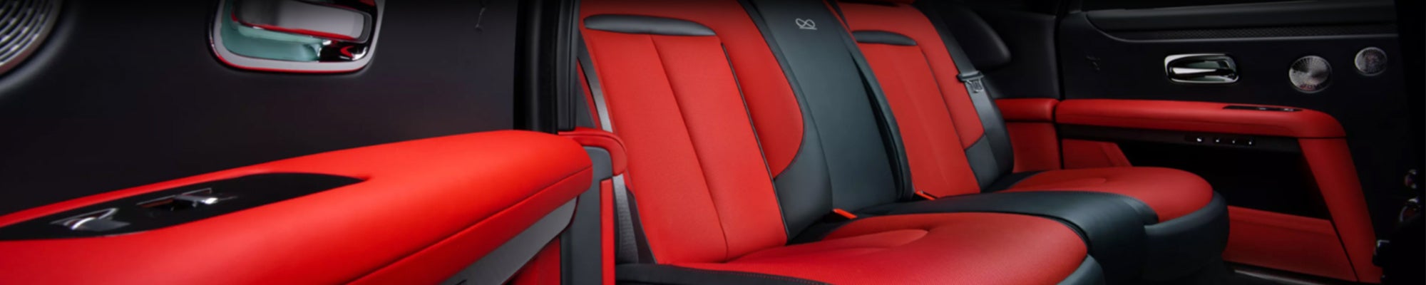 Interior Rolls-Royce Black Badge Neon